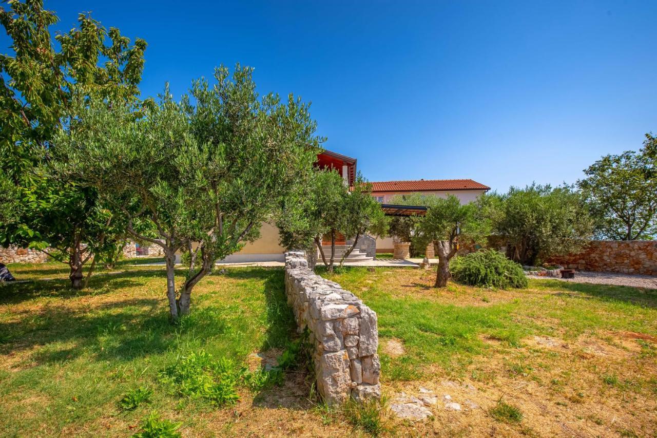 Villa Rea Brsec Bagian luar foto
