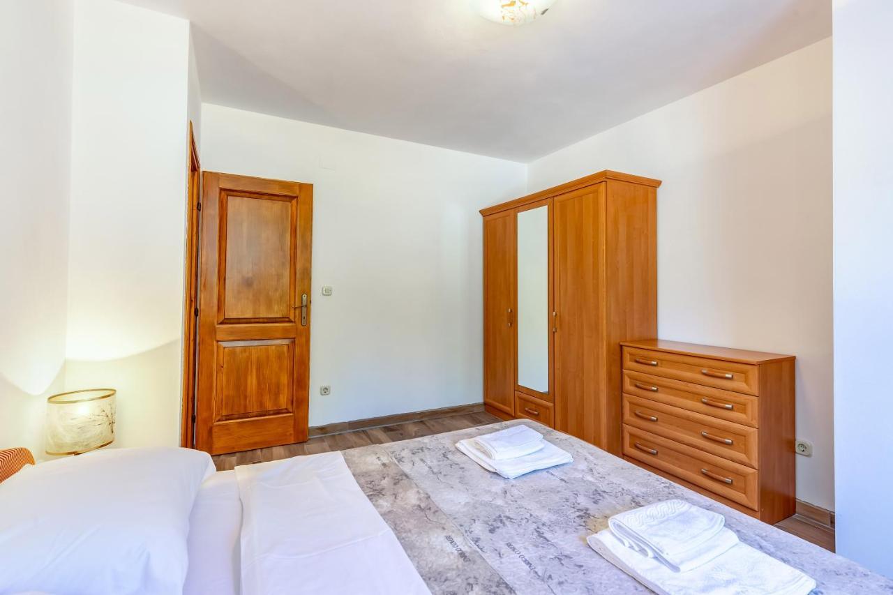 Villa Rea Brsec Bagian luar foto